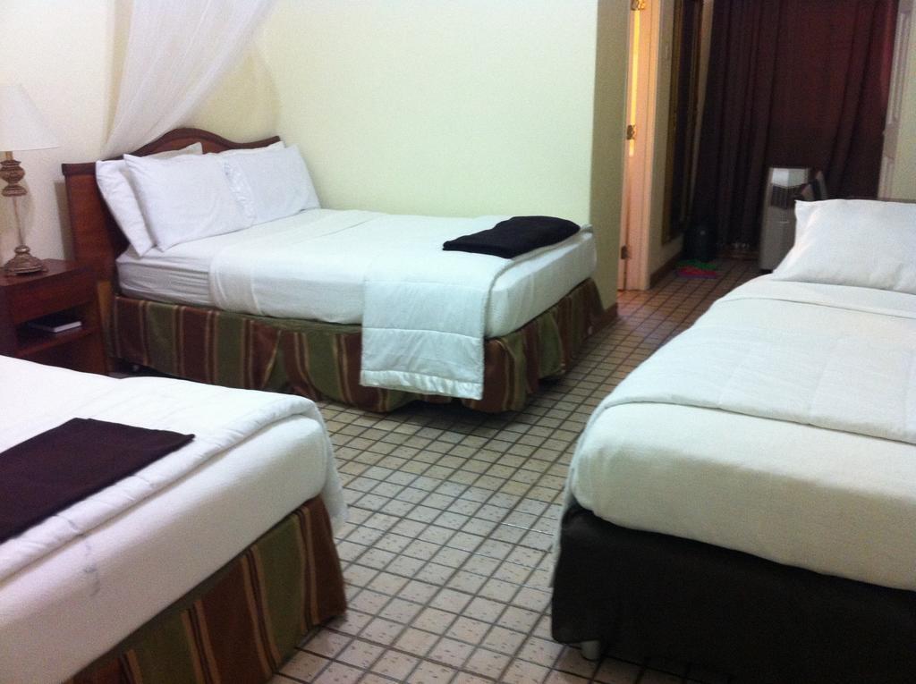 Executive Airport Hotel Entebbe Værelse billede