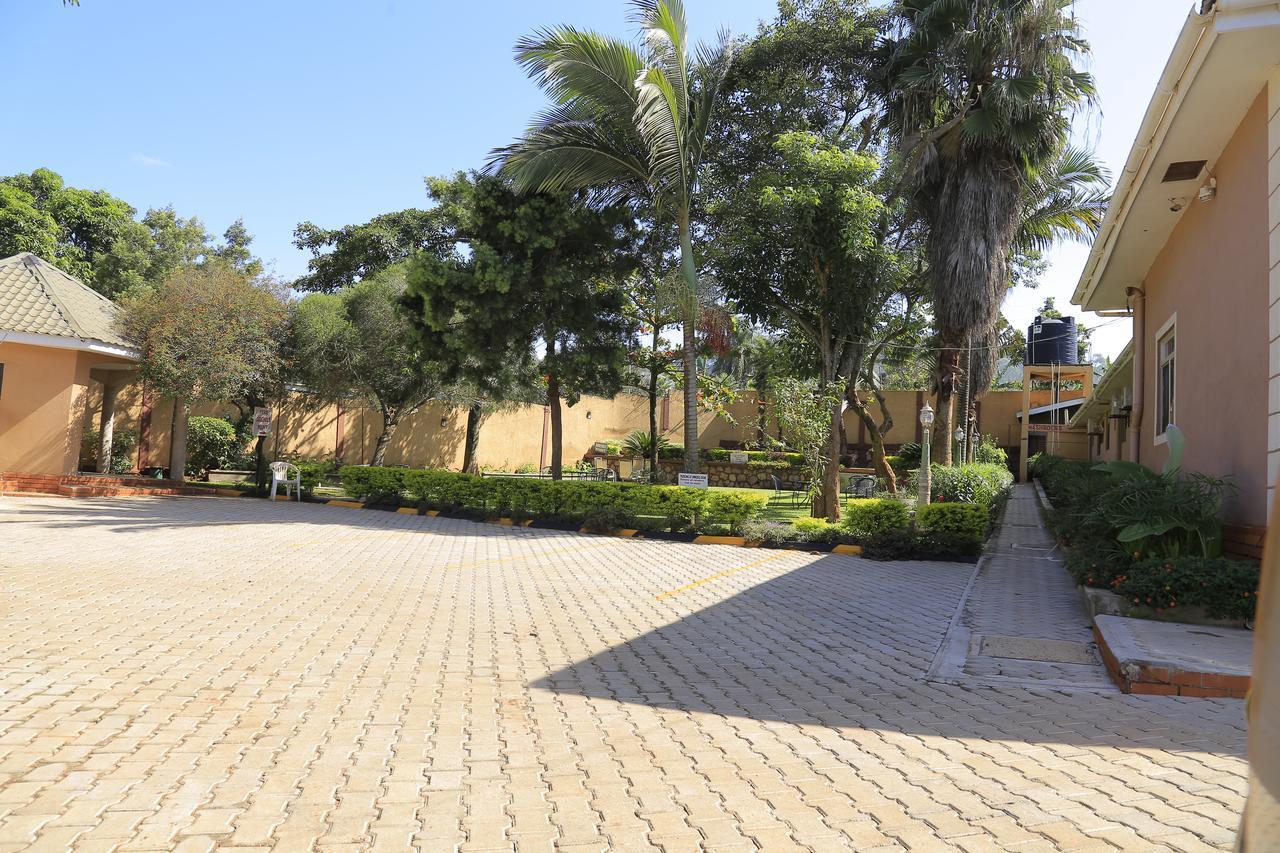 Executive Airport Hotel Entebbe Eksteriør billede