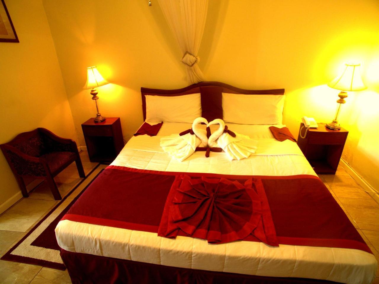Executive Airport Hotel Entebbe Eksteriør billede